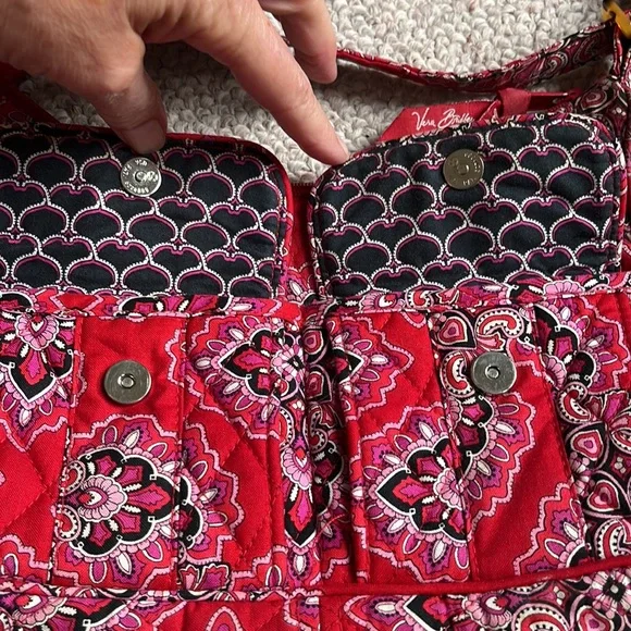 Vera Bradley red crossbody bag - Picture 2 of 8